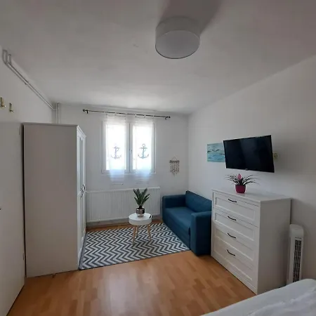 Katharina For 4 - 8 People Villa *