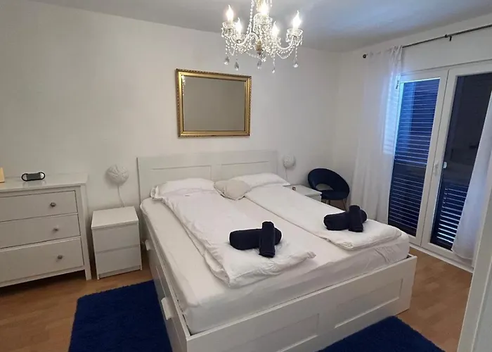 فيلة Katharina For 4 - 8 People